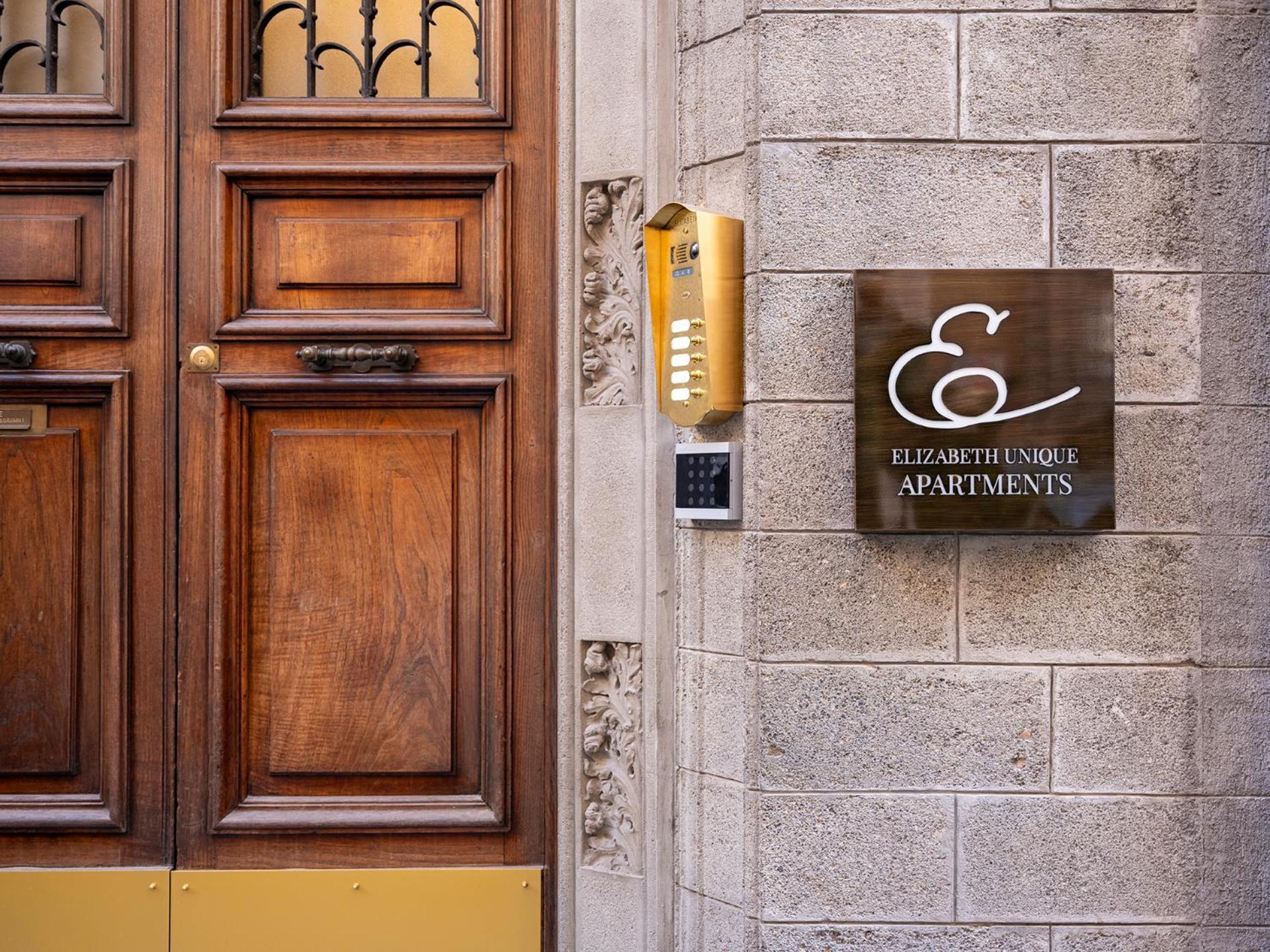 Elizabeth Unique Apartments - A Member Of Design Hotels Ρώμη Εξωτερικό φωτογραφία